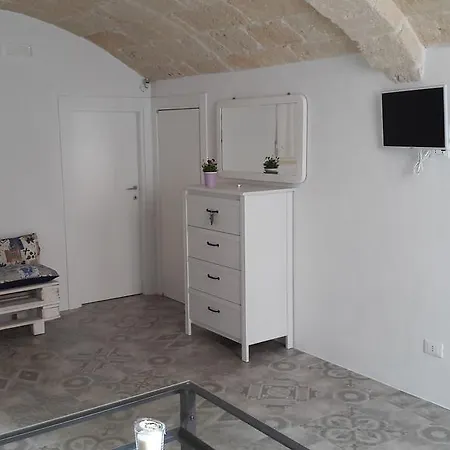 House In Murat Center